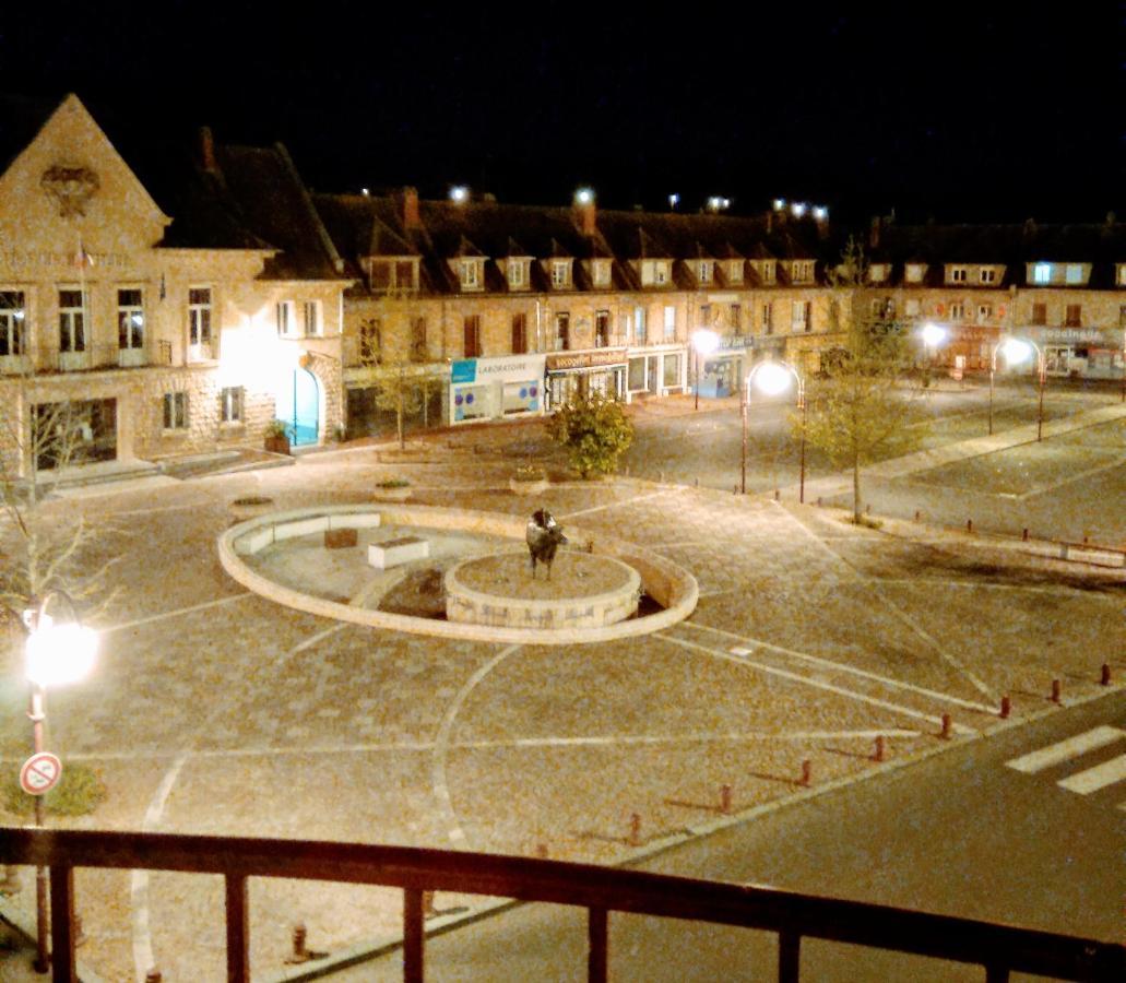 Le Soleil D'Or Hotel Vimoutiers Exterior foto